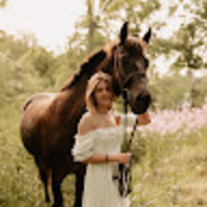 Meet your Posher, Meagan